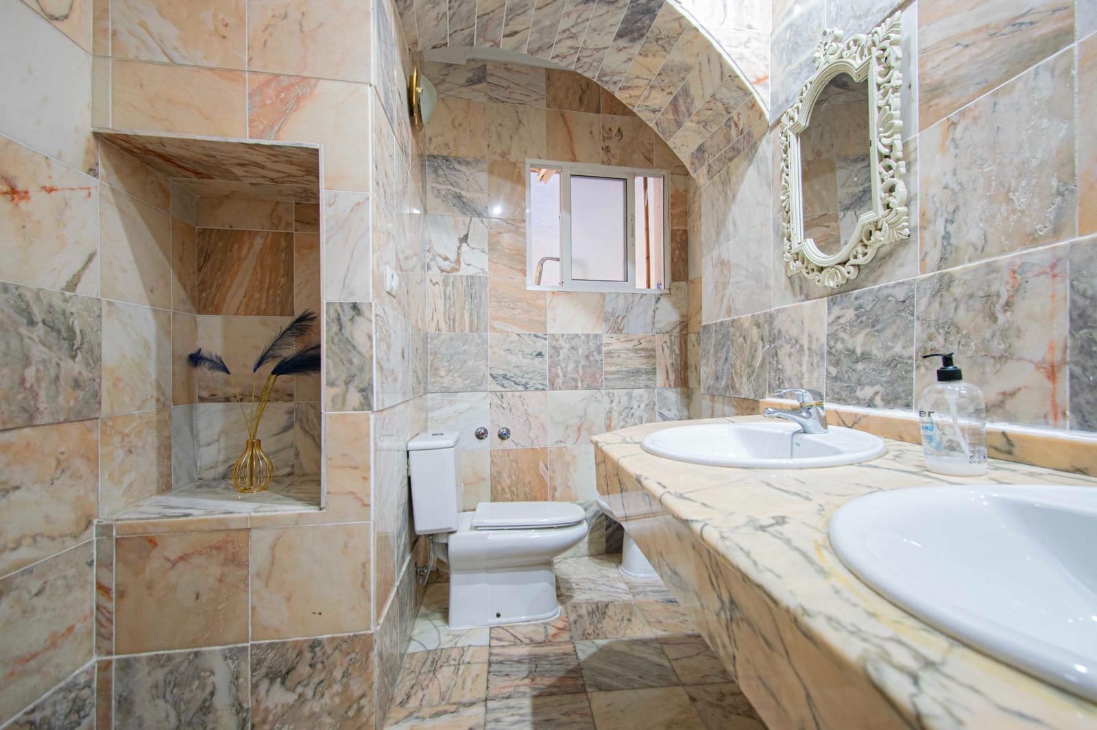 3 makuuhuone Huoneisto myytävänä paikassa Sevilla kaupunki - 395 000 € (Ref: 9446431)