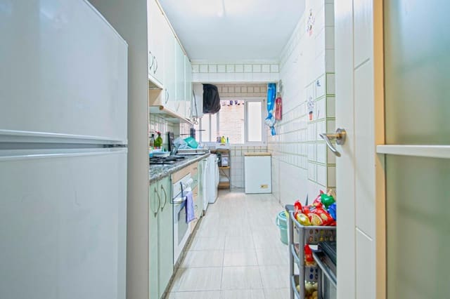 3 makuuhuone Asunto myytävänä paikassa Camas - 117 000 € (Ref: 9449376)