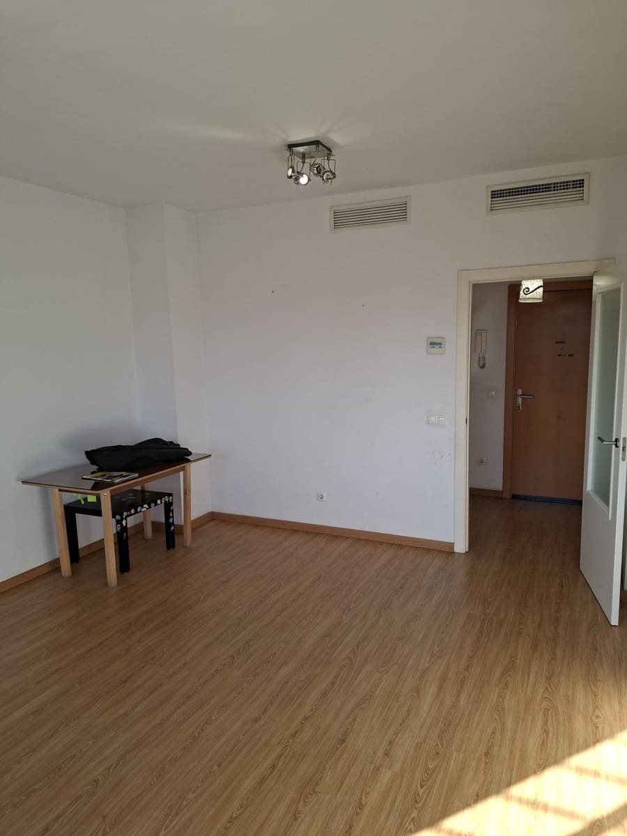 3 sovrum Lägenhet till salu i Sevilla stad med garage - 228 000 € (Ref: 9451083)