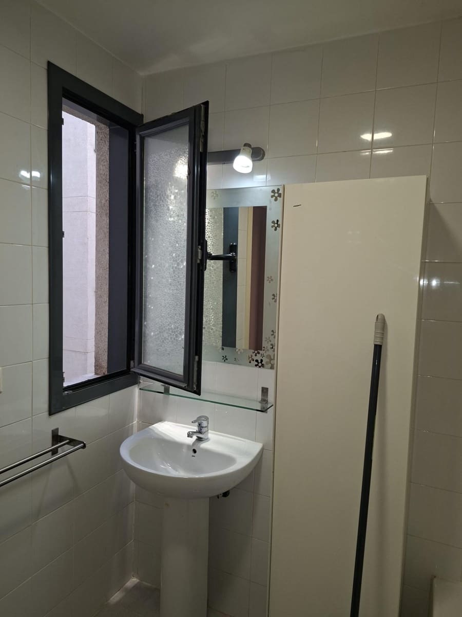 3 sovrum Lägenhet till salu i Sevilla stad med garage - 228 000 € (Ref: 9451083)