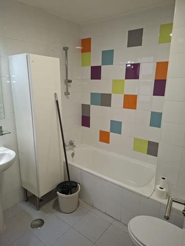 3 sovrum Lägenhet till salu i Sevilla stad med garage - 228 000 € (Ref: 9451083)