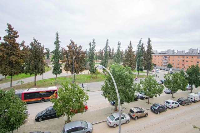 3 bedroom Flat for sale in Seville city with garage - € 228,000 (Ref: 9451083)