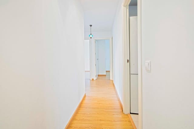 3 sypialnia Mieszkanie na sprzedaż w Miasto Sewilla z garażem - 228 000 € (Ref: 9451083)