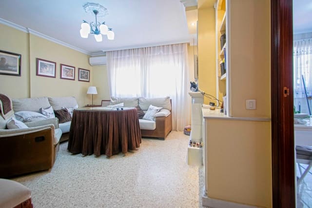 5 slaapkamer Rijtjeshuis te koop in Sevilla stad - € 363.000 (Ref: 9452204)