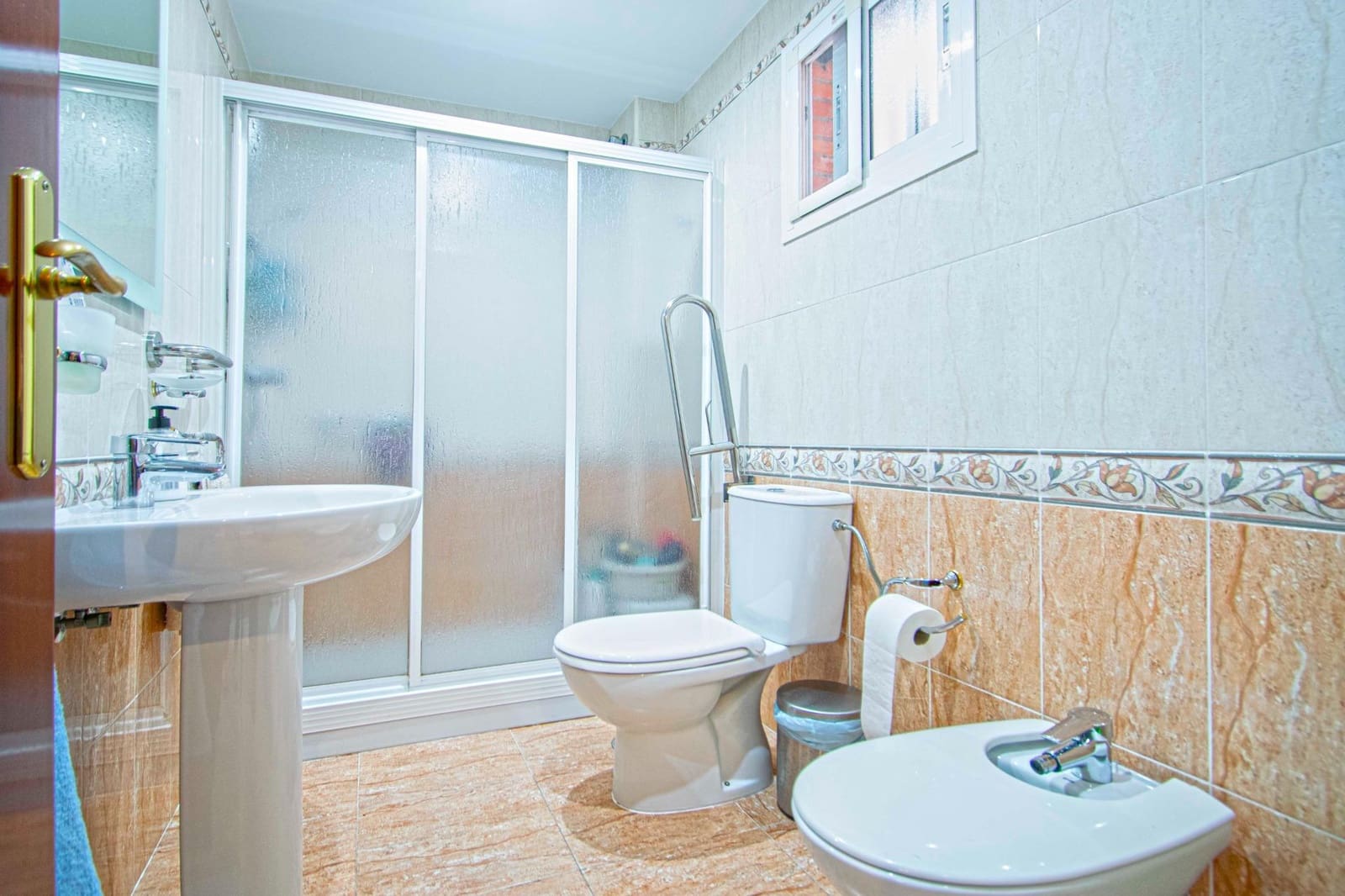 5 sypialnia Dom szeregowy na sprzedaż w Miasto Sewilla - 363 000 € (Ref: 9452204)