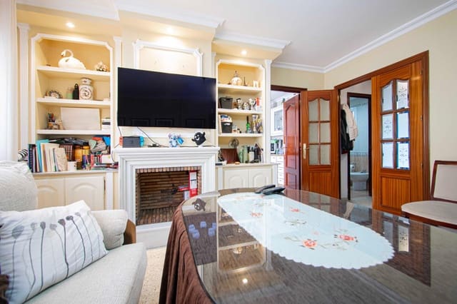 5 slaapkamer Rijtjeshuis te koop in Sevilla stad - € 363.000 (Ref: 9452204)