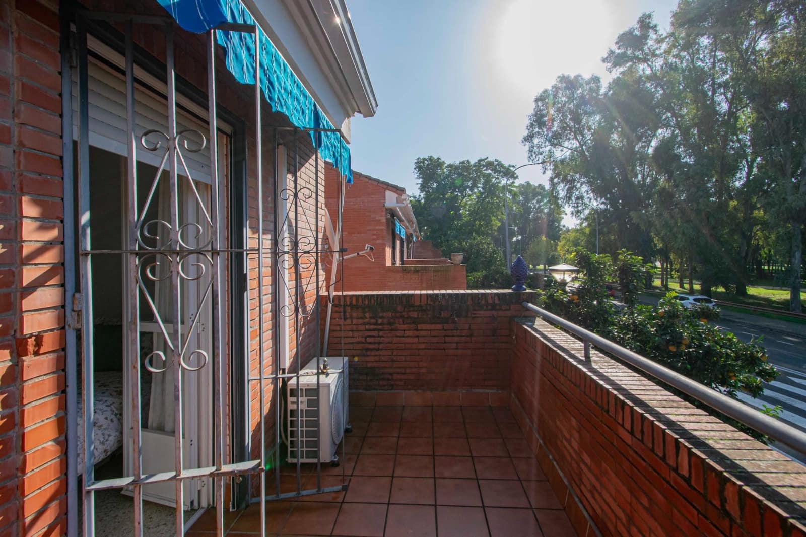 5 sypialnia Dom szeregowy na sprzedaż w Miasto Sewilla - 363 000 € (Ref: 9452204)