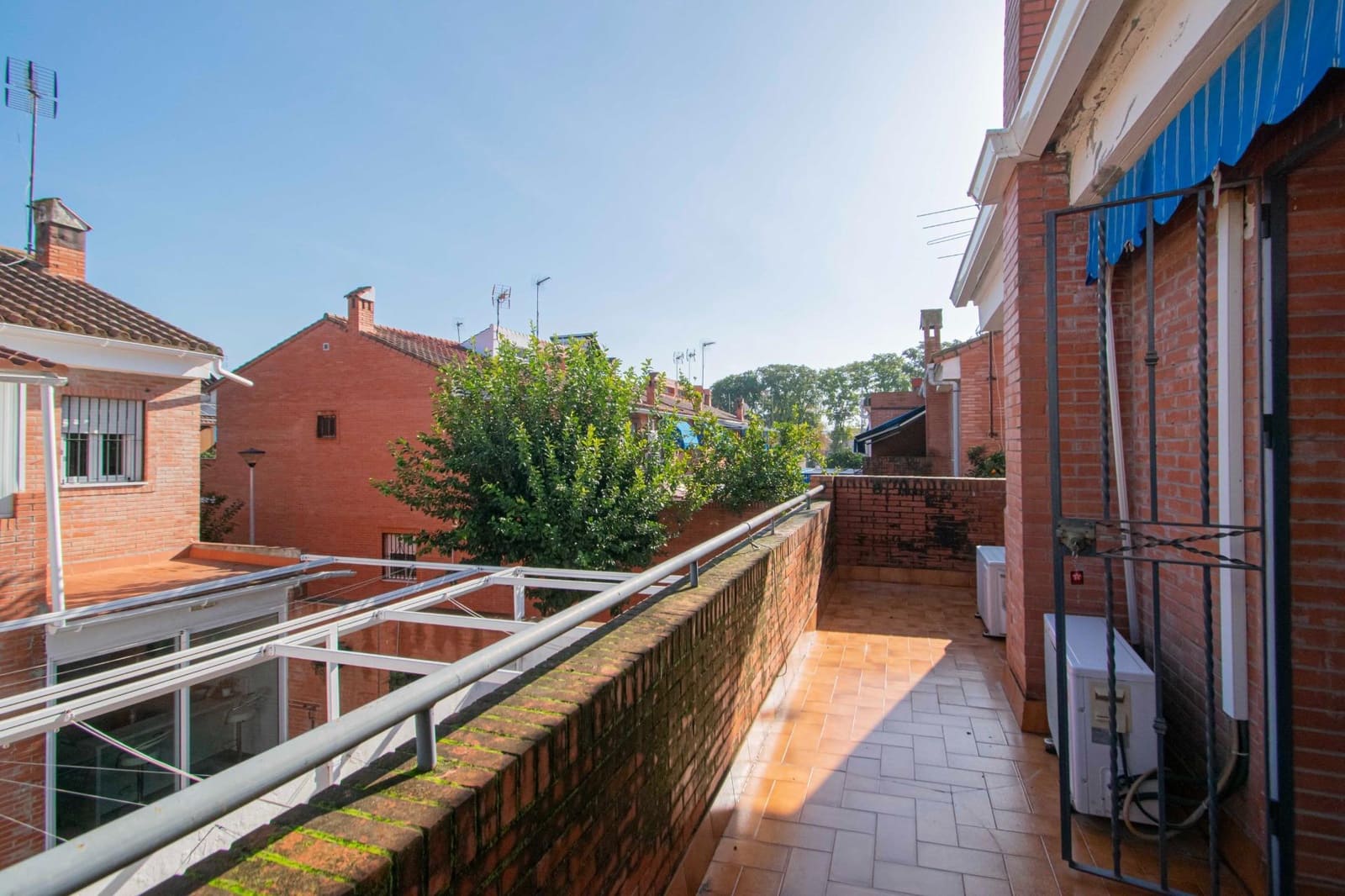 5 sypialnia Dom szeregowy na sprzedaż w Miasto Sewilla - 363 000 € (Ref: 9452204)