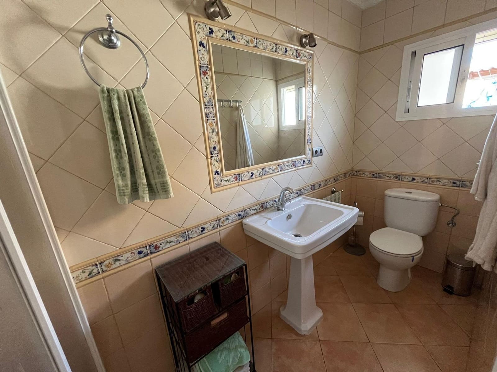 4 slaapkamer Huis te koop in Pilas - € 130.000 (Ref: 9452210)