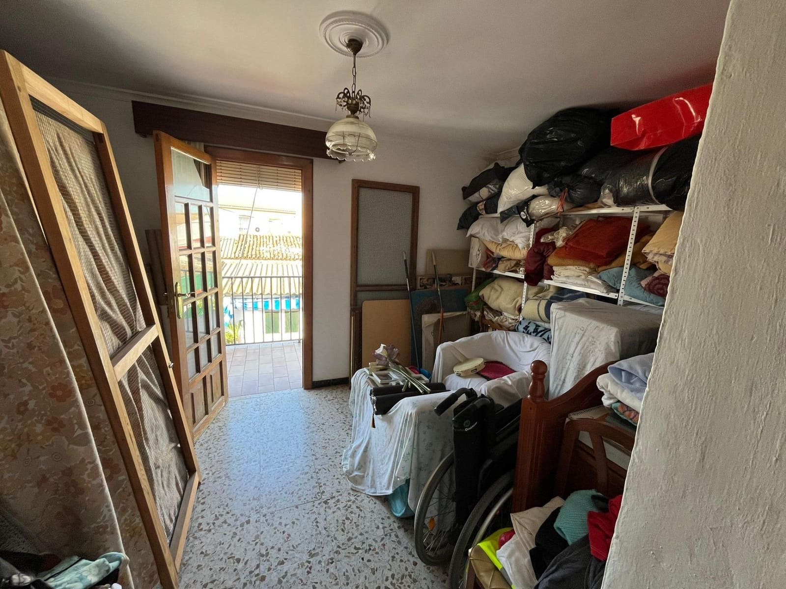 4 slaapkamer Huis te koop in Pilas - € 130.000 (Ref: 9452210)