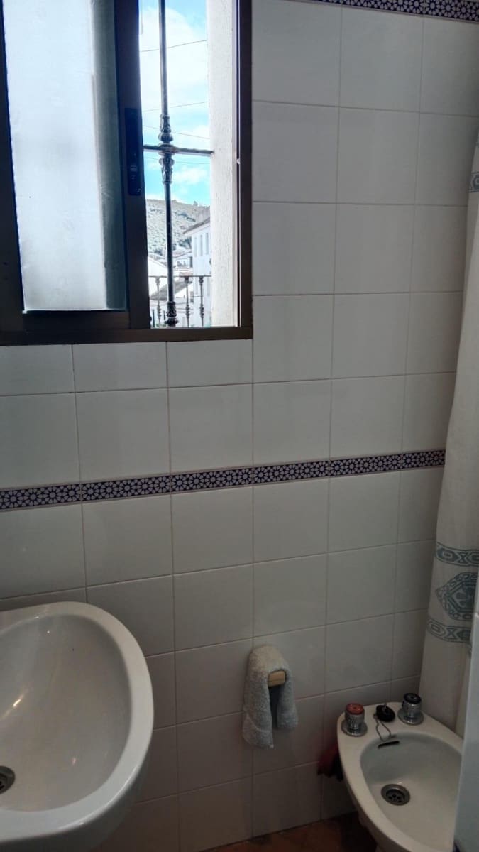 3 sovrum Hus till salu i Constantina med garage - 115 000 € (Ref: 9452211)