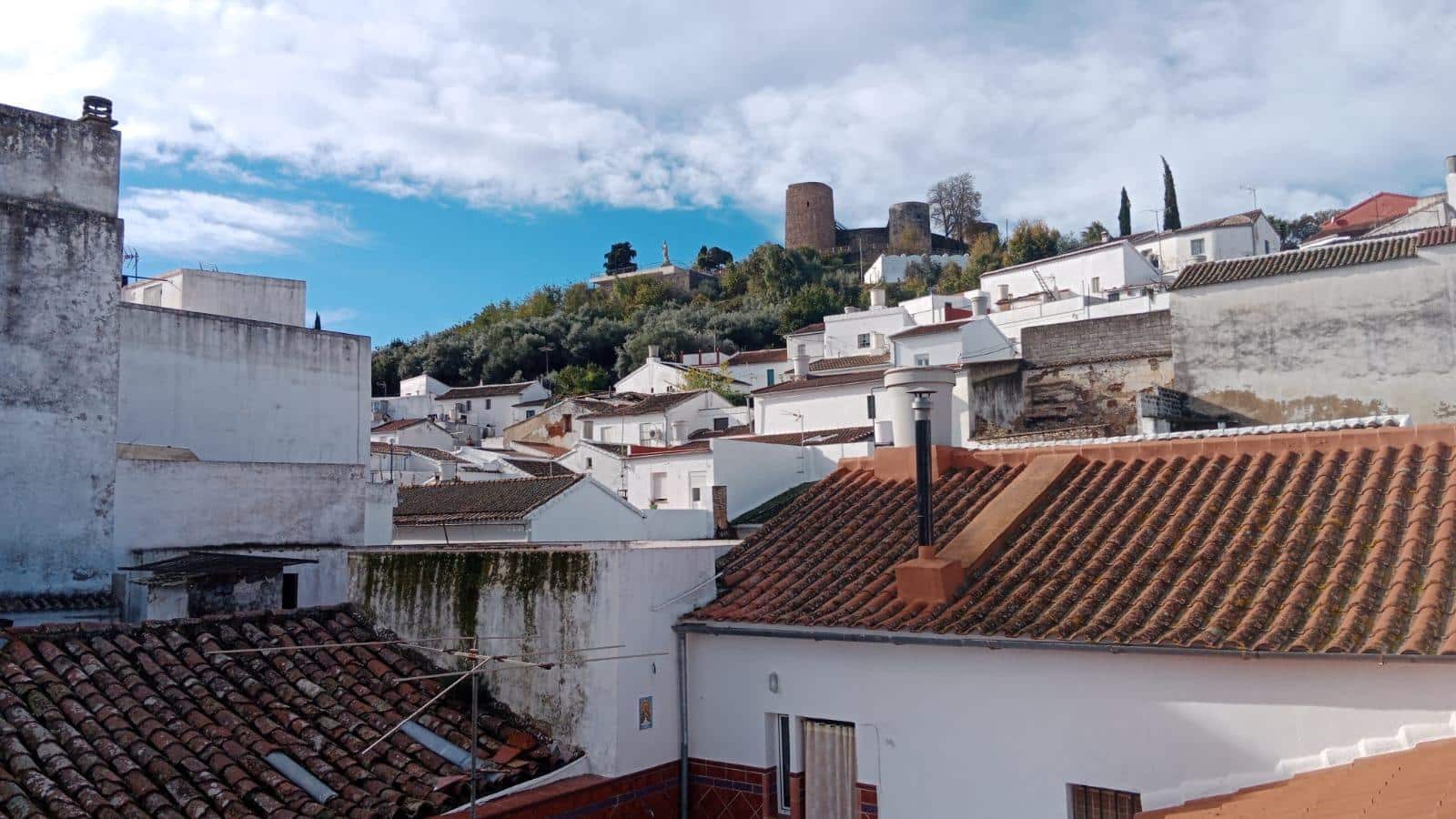 3 sovrum Hus till salu i Constantina med garage - 115 000 € (Ref: 9452211)