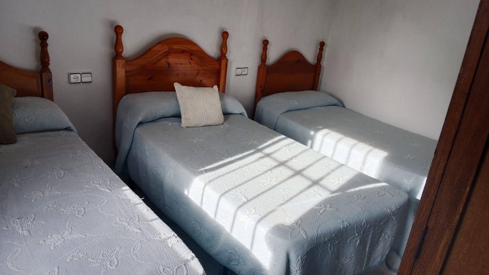 3 sovrum Hus till salu i Constantina med garage - 115 000 € (Ref: 9452211)