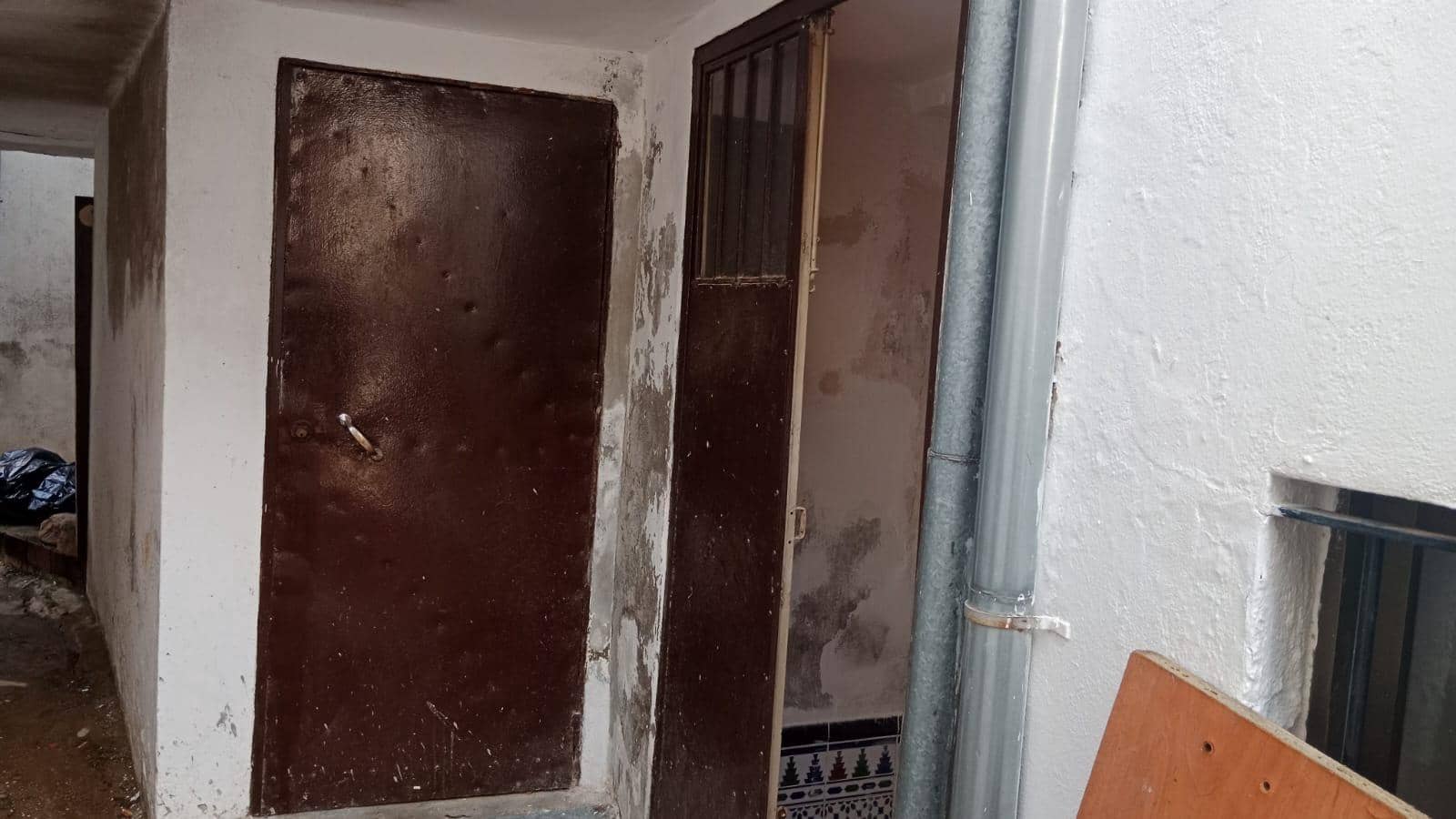 3 sovrum Hus till salu i Constantina med garage - 115 000 € (Ref: 9452211)