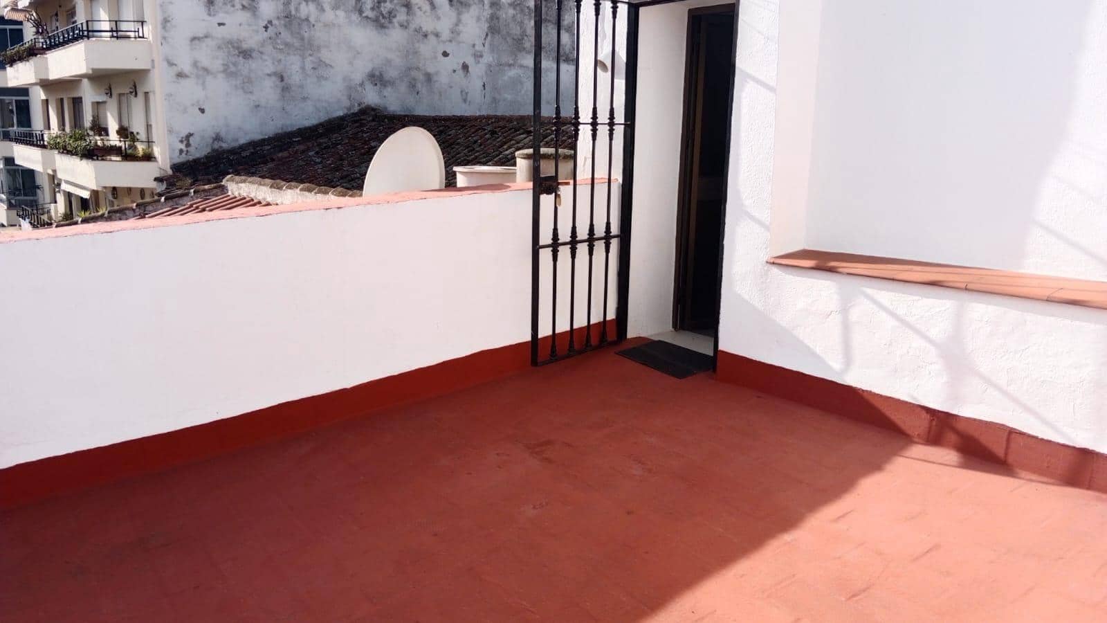 3 sovrum Hus till salu i Constantina med garage - 115 000 € (Ref: 9452211)