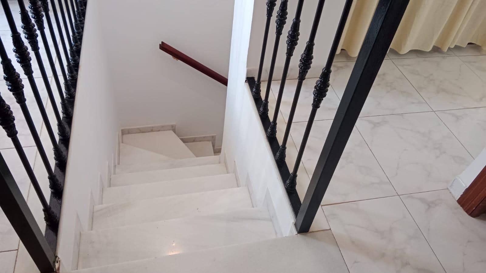 3 sovrum Hus till salu i Constantina med garage - 115 000 € (Ref: 9452211)