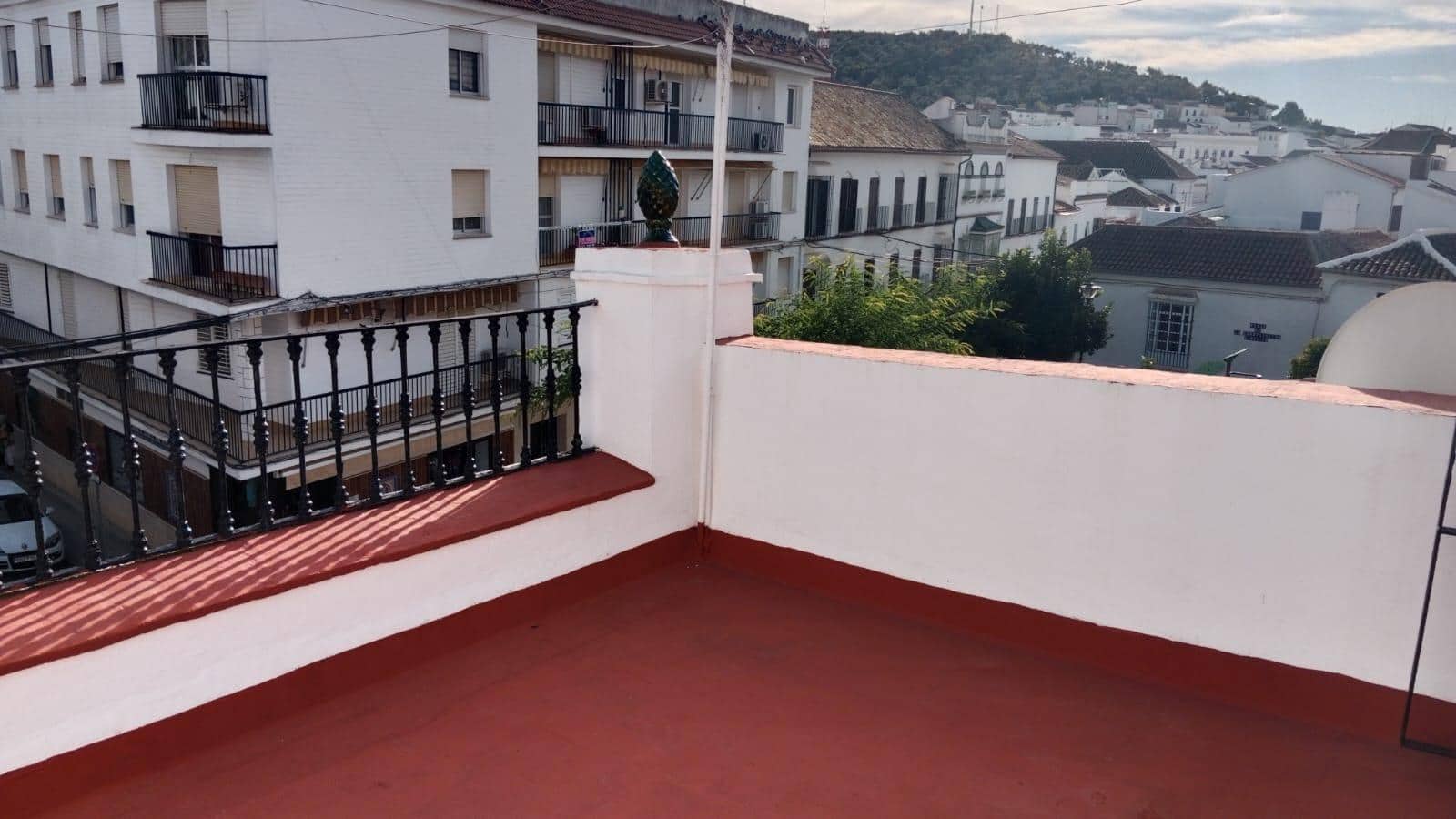 3 sovrum Hus till salu i Constantina med garage - 115 000 € (Ref: 9452211)