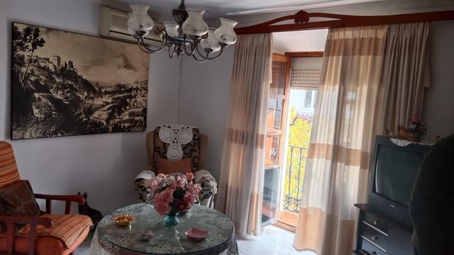 3 sovrum Hus till salu i Constantina med garage - 115 000 € (Ref: 9452211)