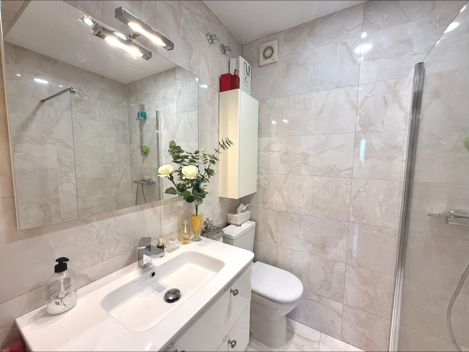 2 soverom Leilighet til salgs i Sevilla by - € 235 000 (Ref: 9456340)