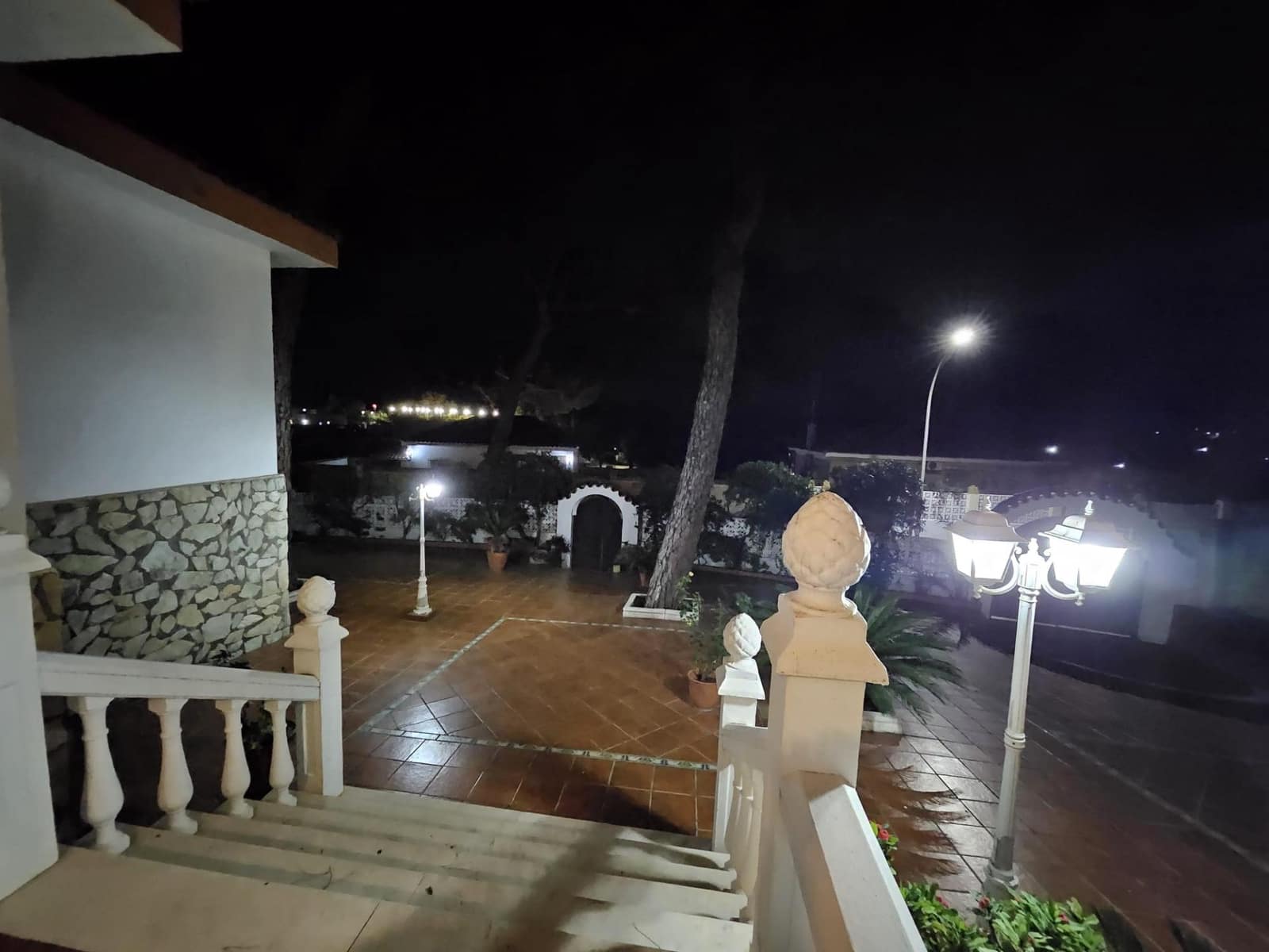 4 bedroom Villa for sale in Alcala de Guadaira with pool garage - € 339,000 (Ref: 9456341)