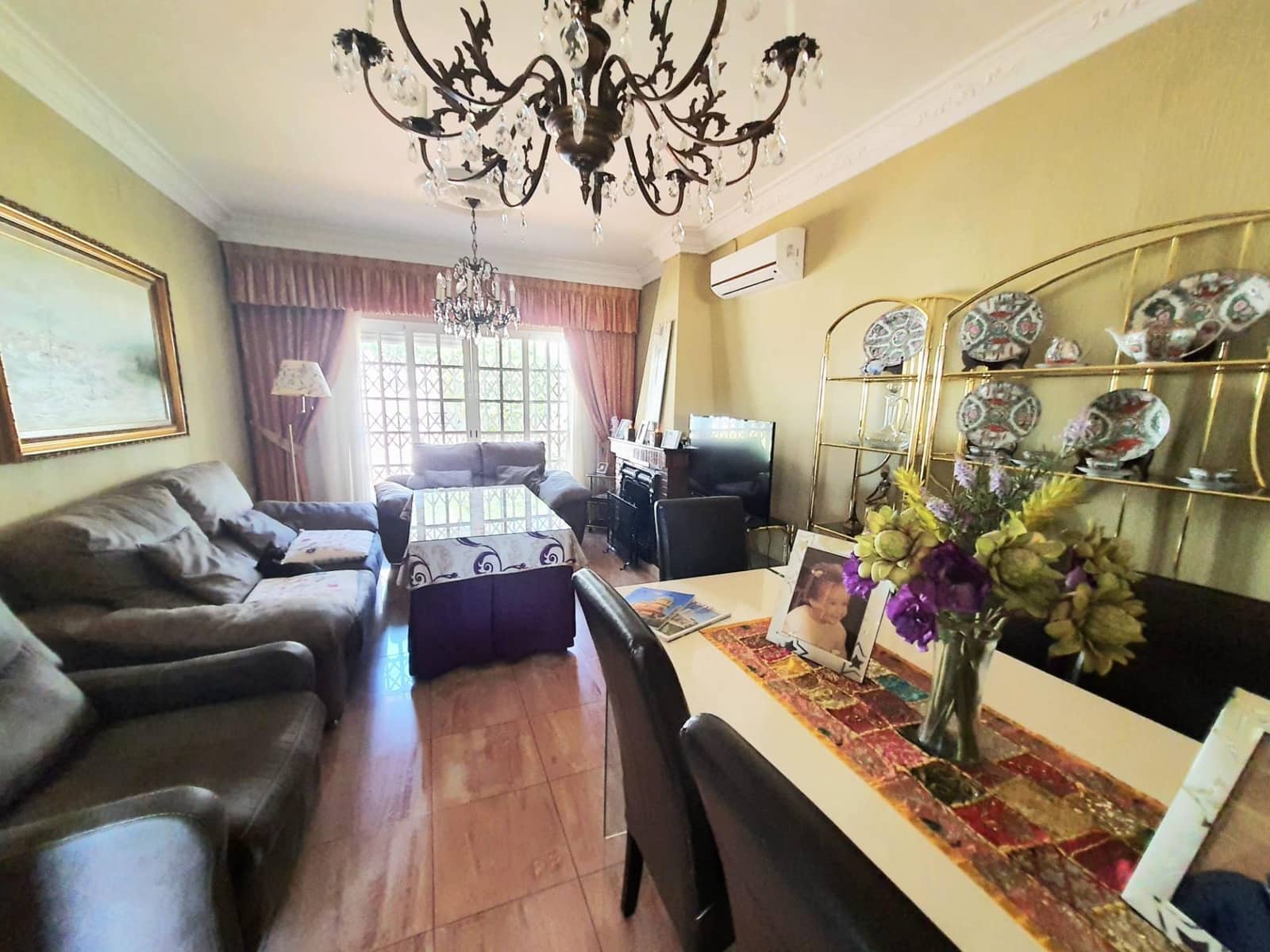 4 bedroom Villa for sale in Alcala de Guadaira with pool garage - € 339,000 (Ref: 9456341)