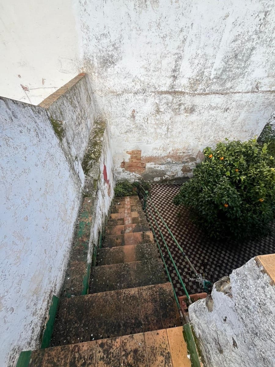 4 sypialnia Dom na sprzedaż w La Palma del Condado - 180 000 € (Ref: 9456345)