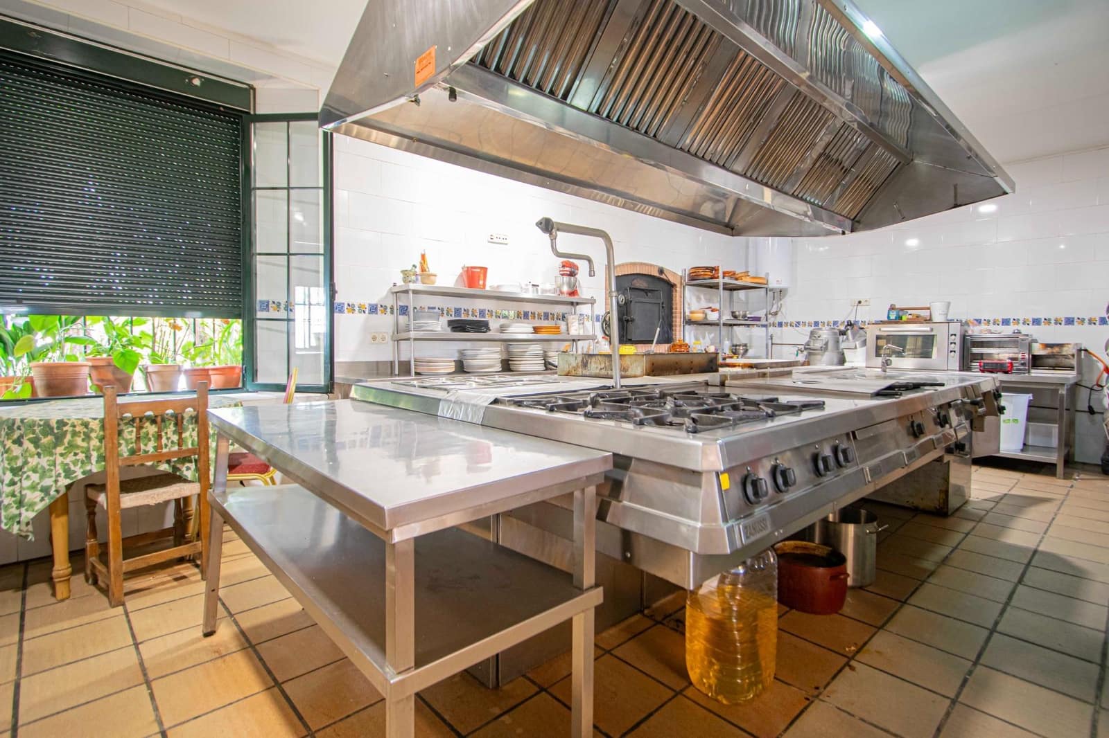 3 sypialnia Komercyjne na sprzedaż w Castilblanco de los Arroyos z garażem - 699 000 € (Ref: 9462436)