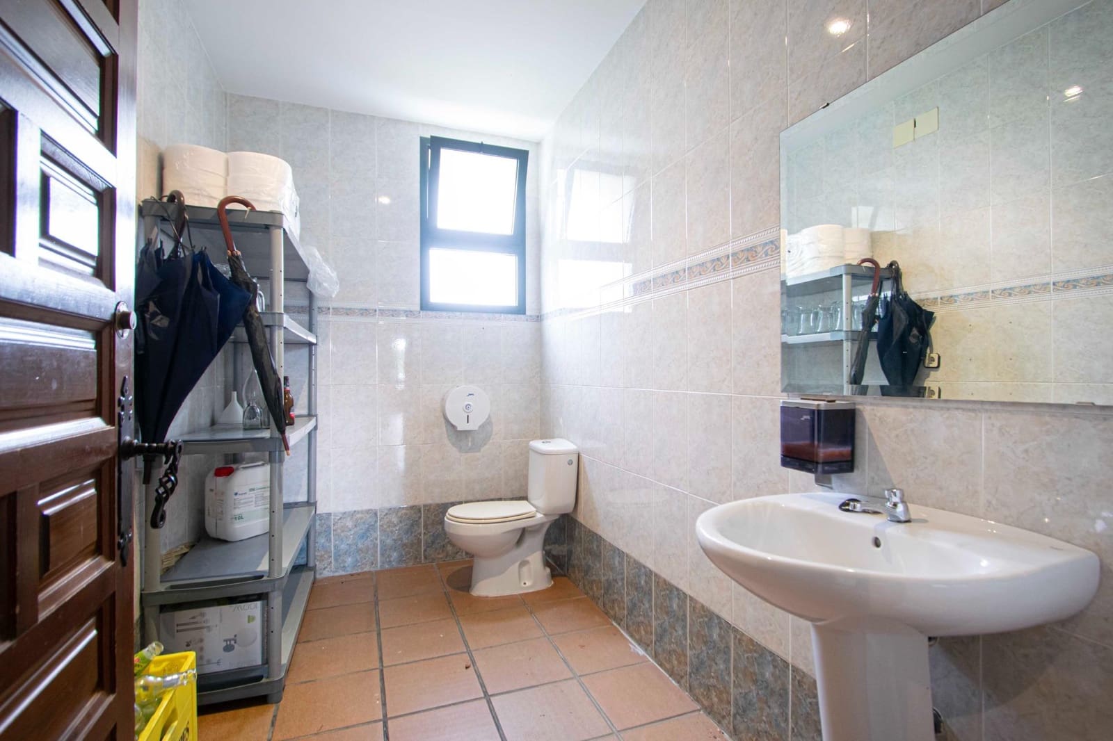 3 sypialnia Komercyjne na sprzedaż w Castilblanco de los Arroyos z garażem - 699 000 € (Ref: 9462436)