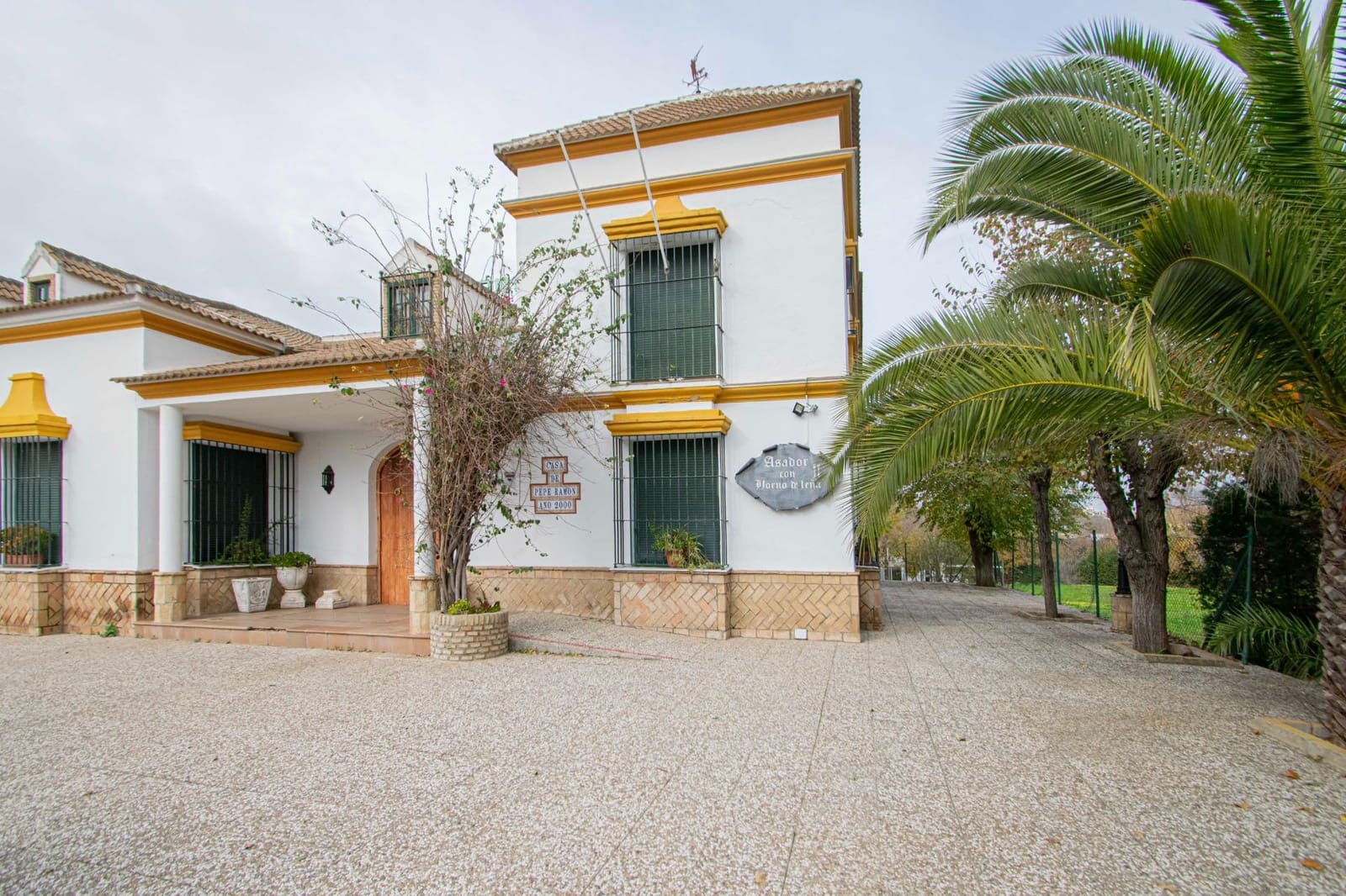 3 sypialnia Komercyjne na sprzedaż w Castilblanco de los Arroyos z garażem - 699 000 € (Ref: 9462436)