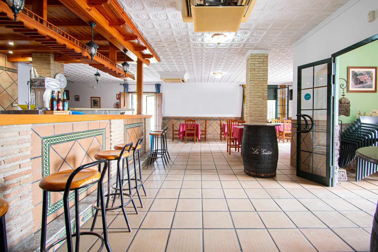 3 sypialnia Komercyjne na sprzedaż w Castilblanco de los Arroyos z garażem - 699 000 € (Ref: 9462436)