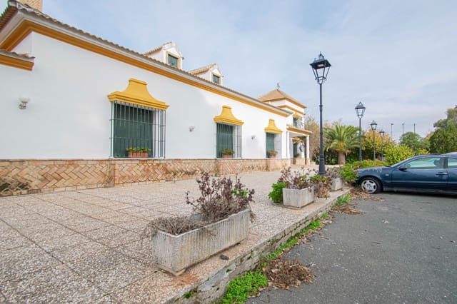 3 Zimmer Gewerbe zu verkaufen in Castilblanco de los Arroyos mit Garage - 699.000 € (Ref: 9462436)
