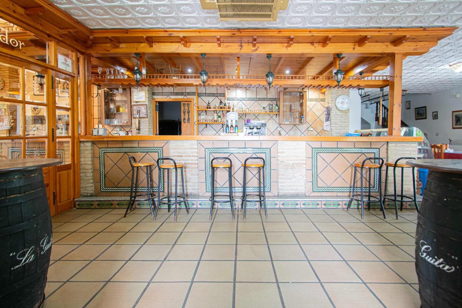 3 sypialnia Komercyjne na sprzedaż w Castilblanco de los Arroyos z garażem - 699 000 € (Ref: 9462436)