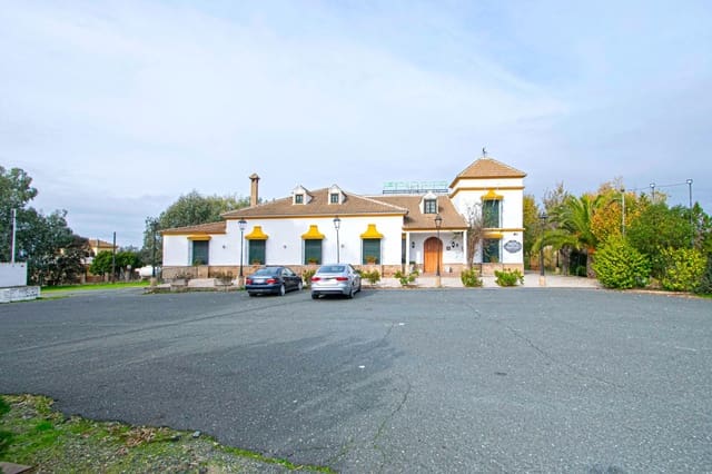 3 camera da letto Commerciale in vendita in Castilblanco de los Arroyos con garage - 699.000 € (Rif: 9462436)