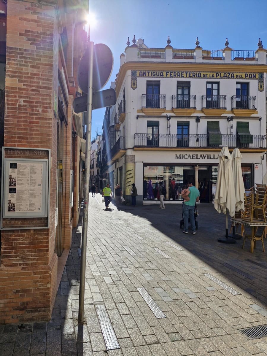 2 sovrum Lägenhet till salu i Sevilla stad - 450 000 € (Ref: 9462437)