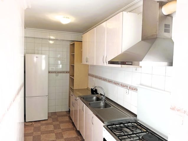 2 soveværelse Lejlighed til leje i Camas - € 650 (Ref: 9462439)