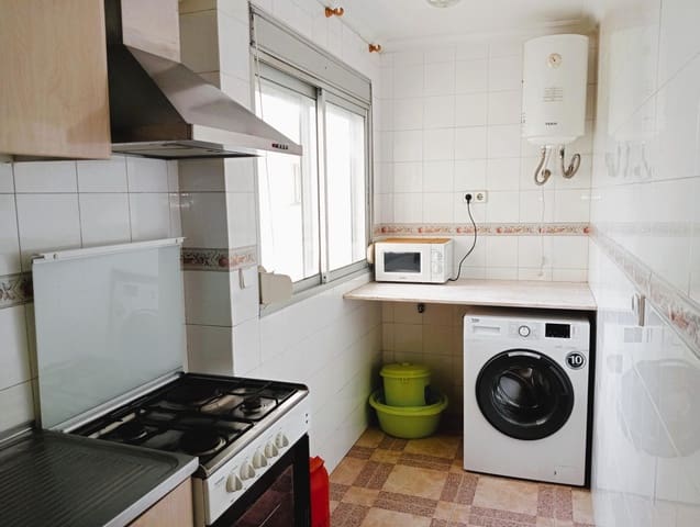 2 soveværelse Lejlighed til leje i Camas - € 650 (Ref: 9462439)