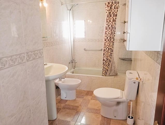 2 soveværelse Lejlighed til leje i Camas - € 650 (Ref: 9462439)