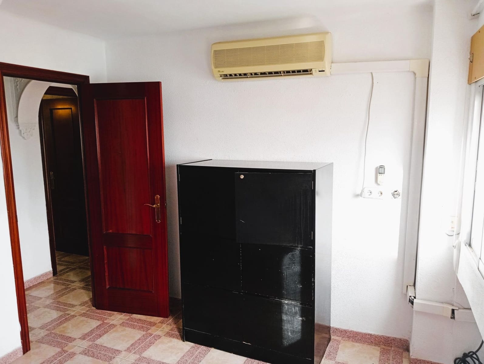 2 soveværelse Lejlighed til leje i Camas - € 650 (Ref: 9462439)