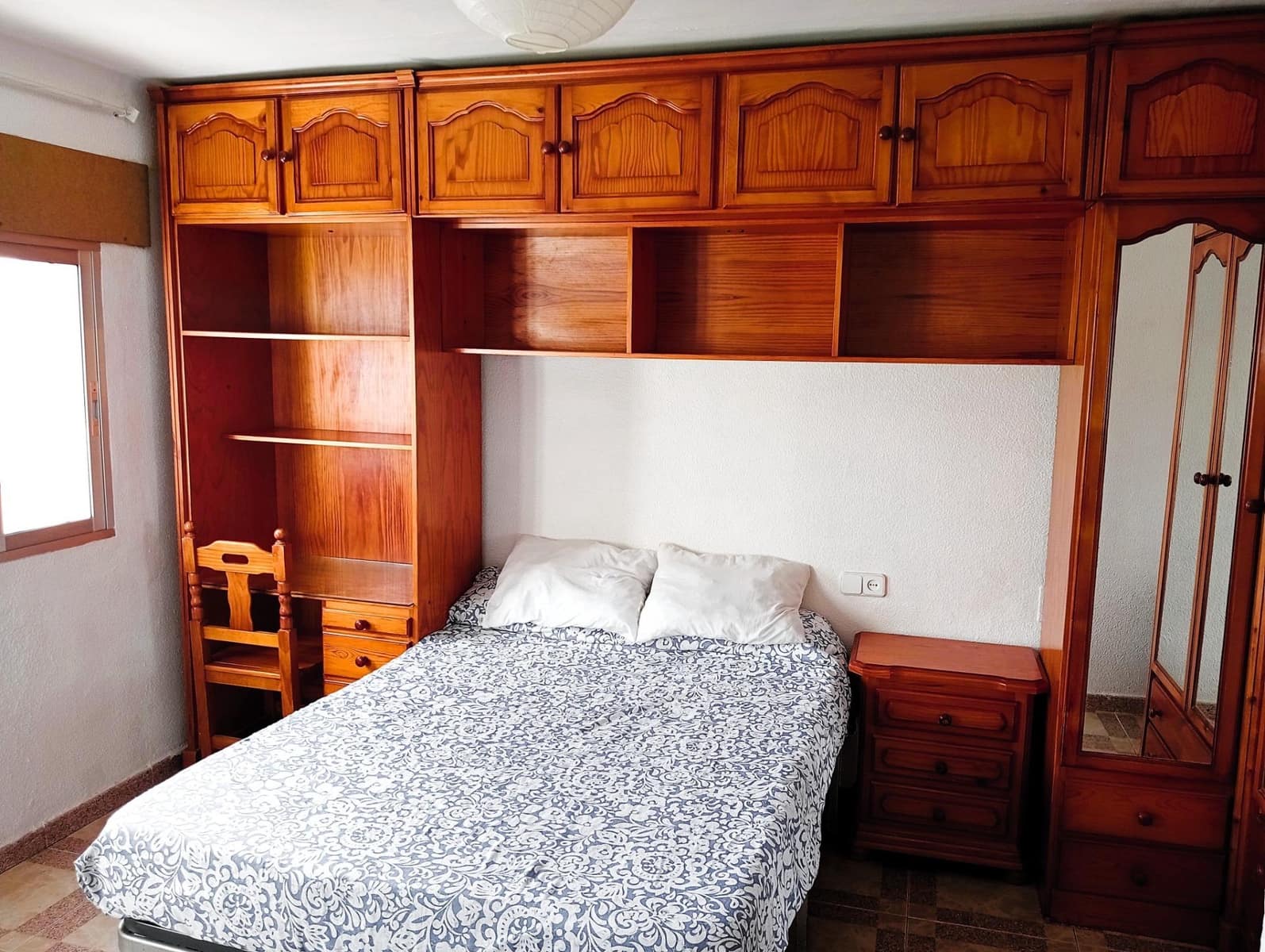 2 soveværelse Lejlighed til leje i Camas - € 650 (Ref: 9462439)