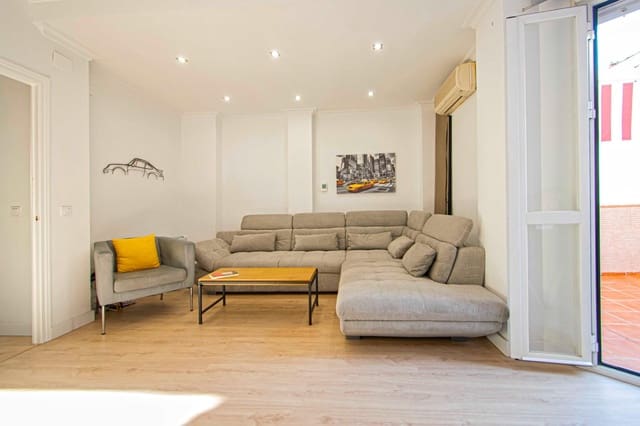 4 bedroom Terraced Villa for sale in Mairena del Aljarafe - € 290,000 (Ref: 9473036)