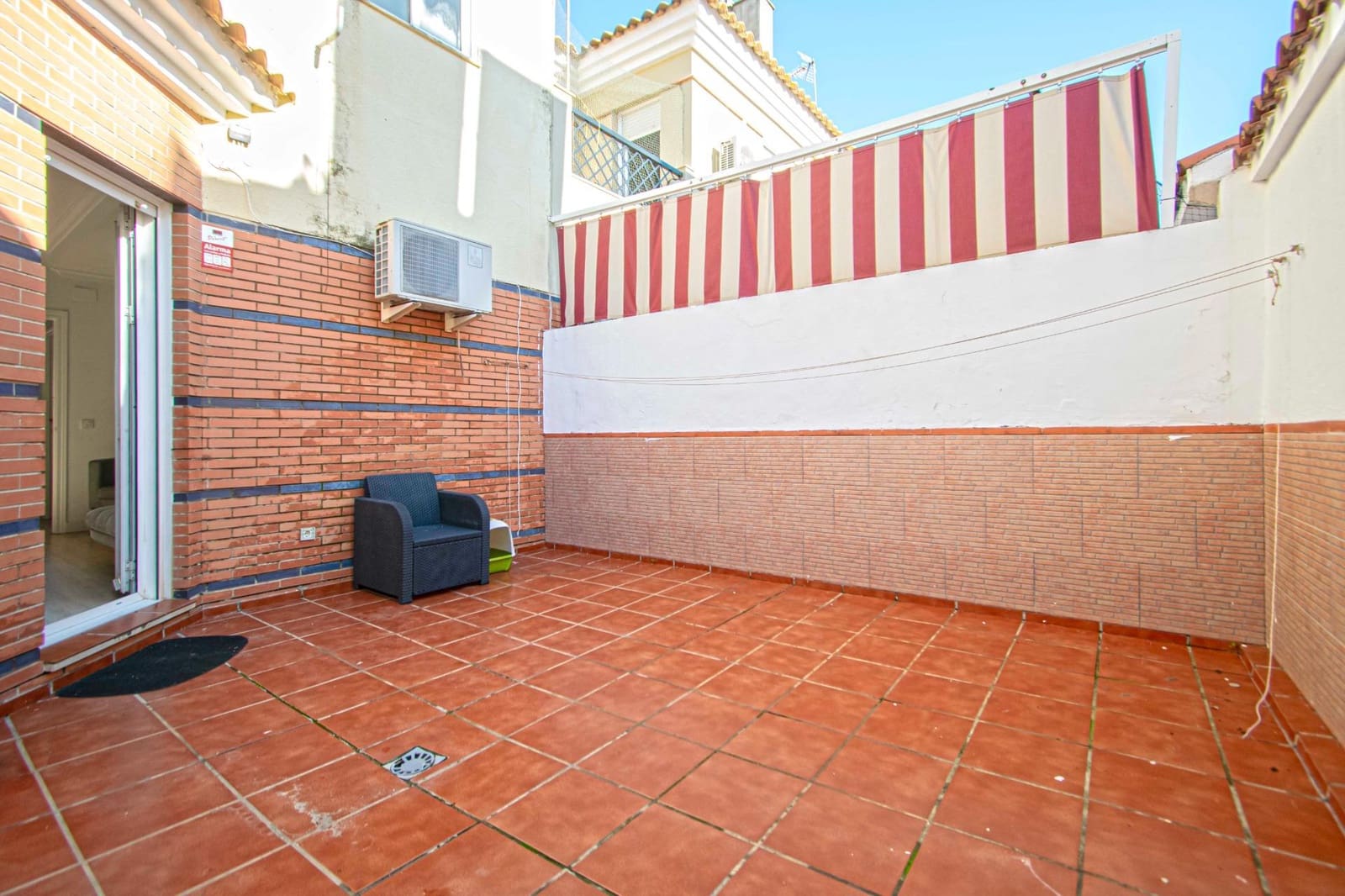 Adosado de 4 habitaciones en Mairena del Aljarafe en venta - 290.000 € (Ref: 9473036)