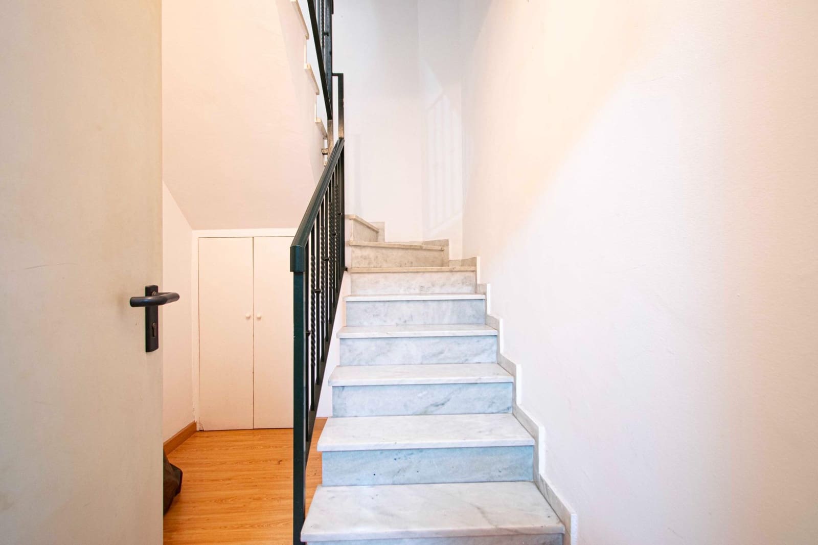 4 sovrum Radhus till salu i Sevilla stad - 414 520 € (Ref: 9473037)