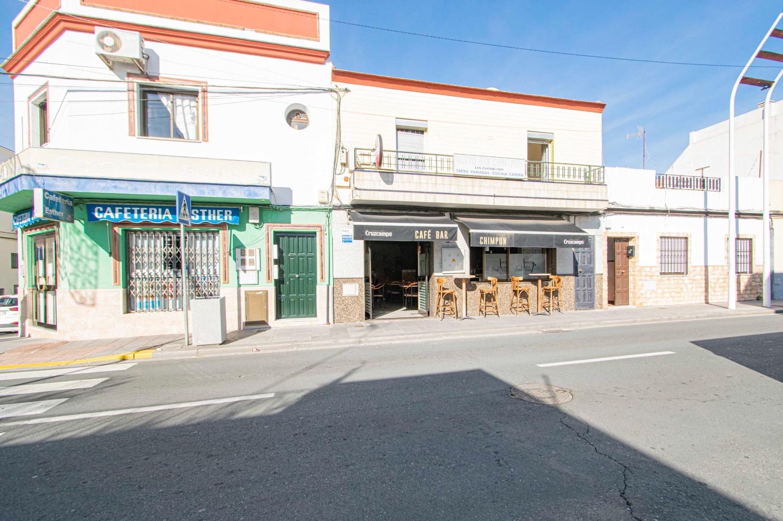 3 chambre Local Commercial à vendre à Alcala de Guadaira - 270 000 € (Ref: 9474252)