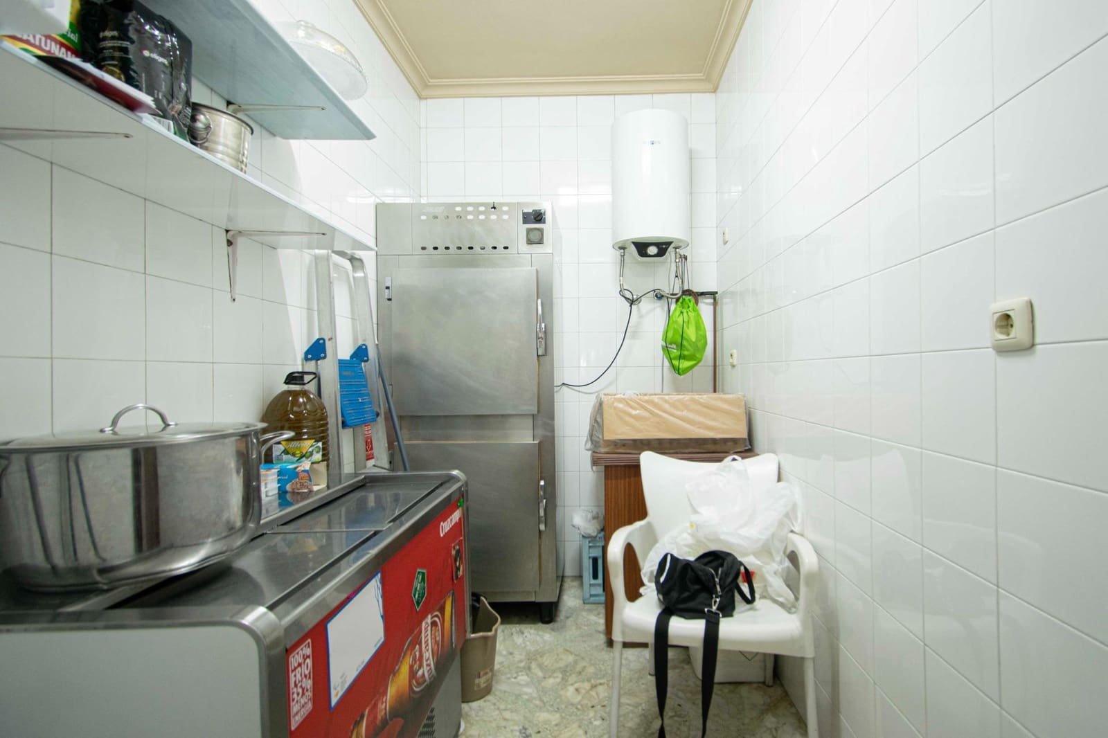 3 chambre Local Commercial à vendre à Alcala de Guadaira - 270 000 € (Ref: 9474252)