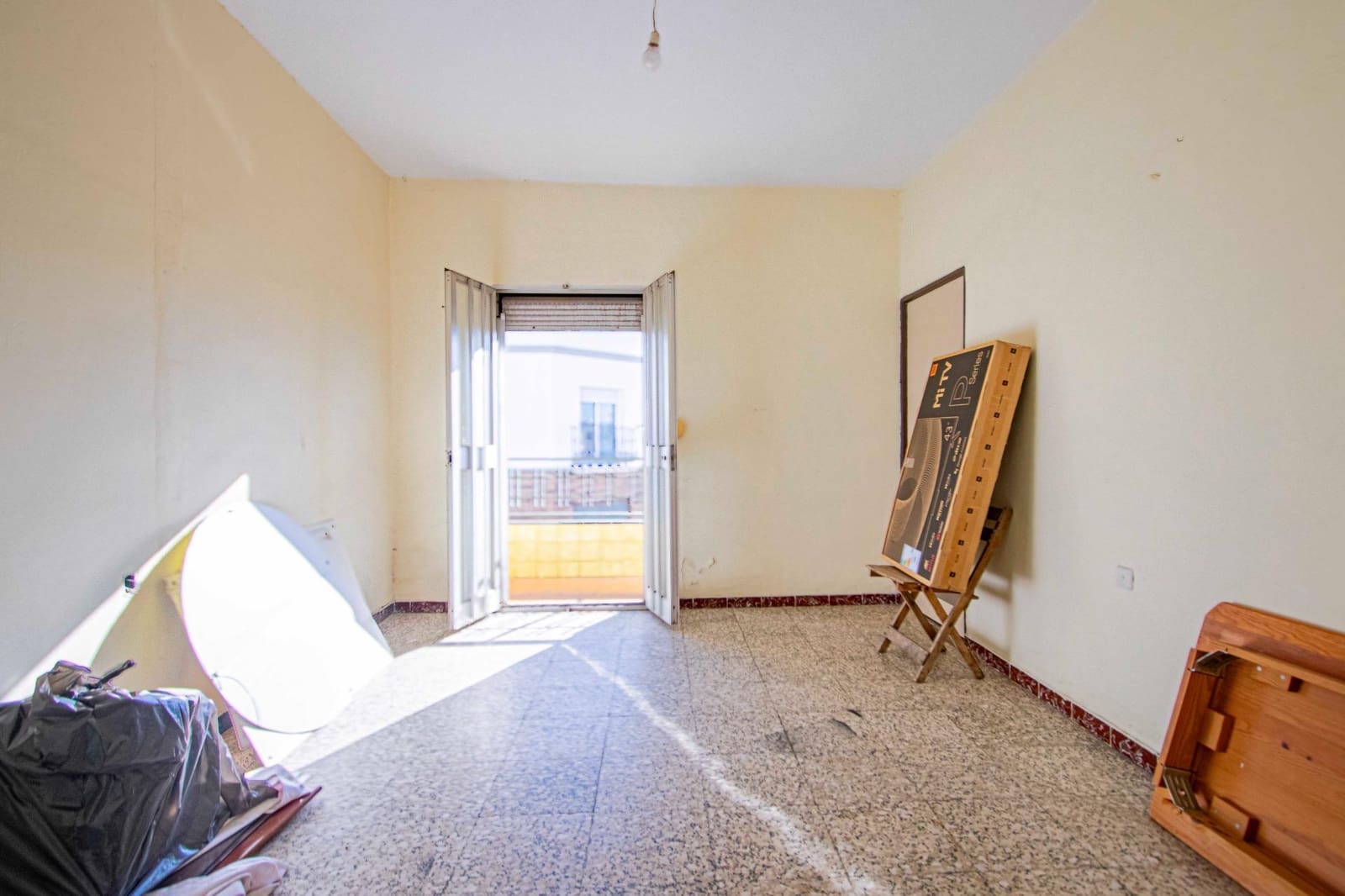 3 chambre Local Commercial à vendre à Alcala de Guadaira - 270 000 € (Ref: 9474252)