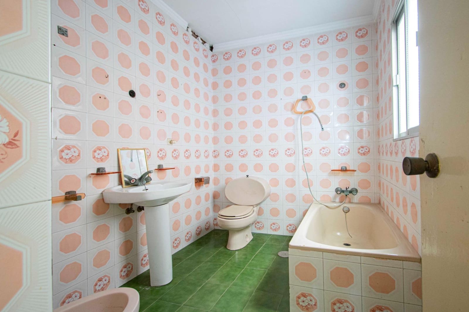 3 chambre Local Commercial à vendre à Alcala de Guadaira - 270 000 € (Ref: 9474252)