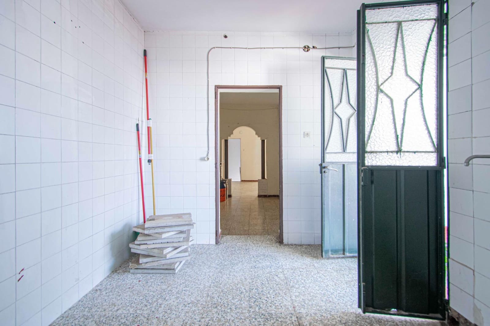 3 chambre Restaurant/Bar à vendre à Alcala de Guadaira - 270 000 € (Ref: 9474253)