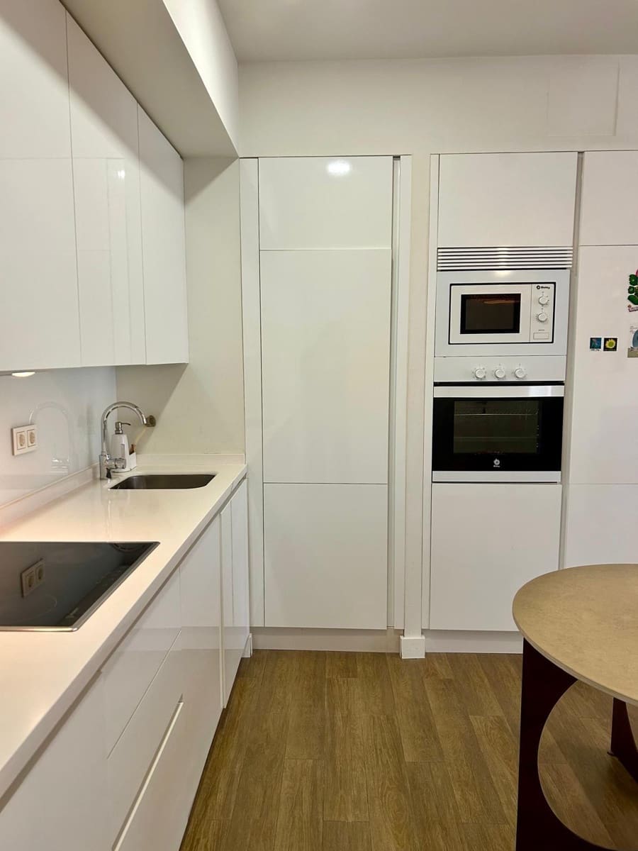 1 bedroom Apartment for rent in Seville city - € 950 (Ref: 9476195)