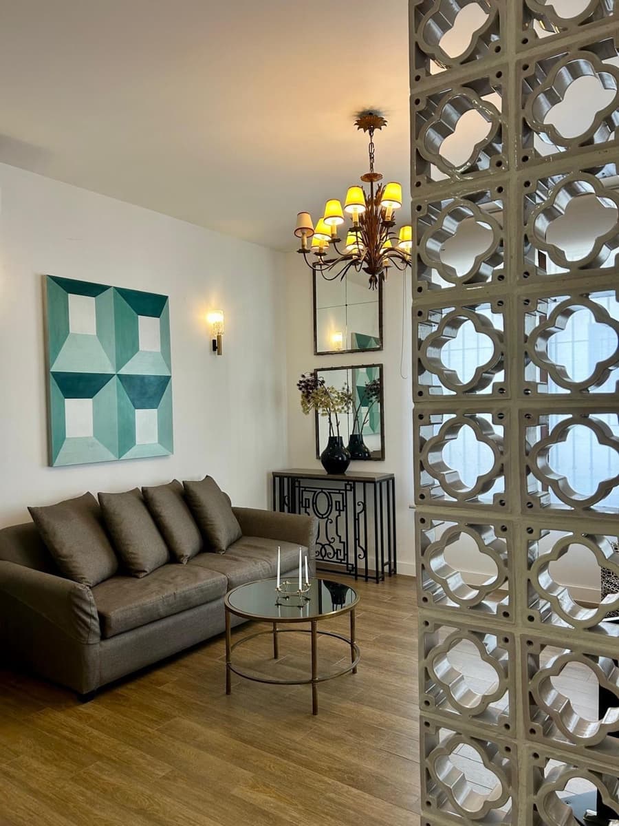 1 bedroom Apartment for rent in Seville city - € 950 (Ref: 9476195)