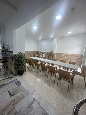 Komercyjne do wynajęcia w Miasto Sewilla - 1 500 € (Ref: 9481253)